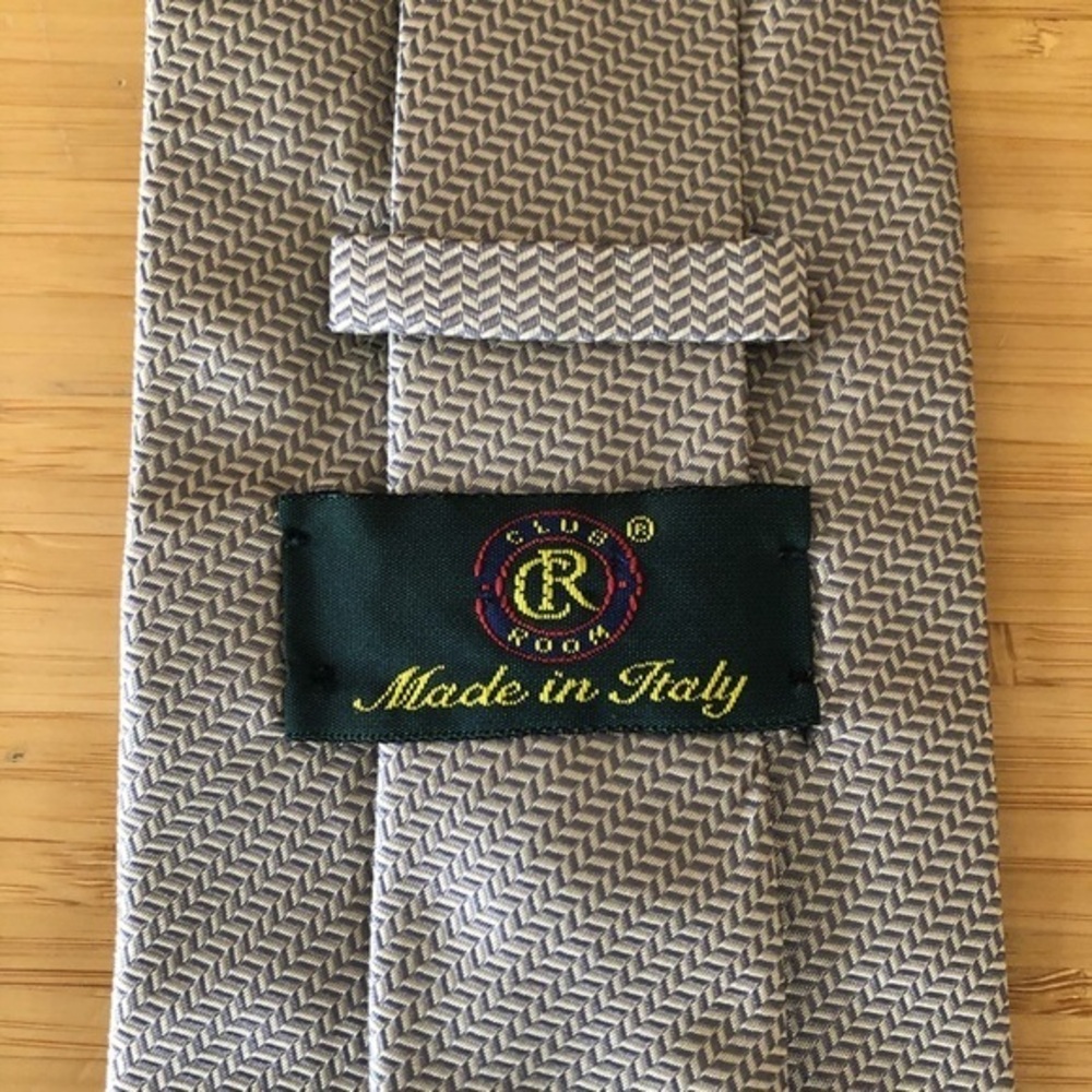 Club Room Silk Tie MADE IN ITALY Light Sand Color!